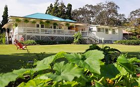 Aloha Junction Bed And Breakfast -Minutes Away From Hawaii Volcanoes National Park